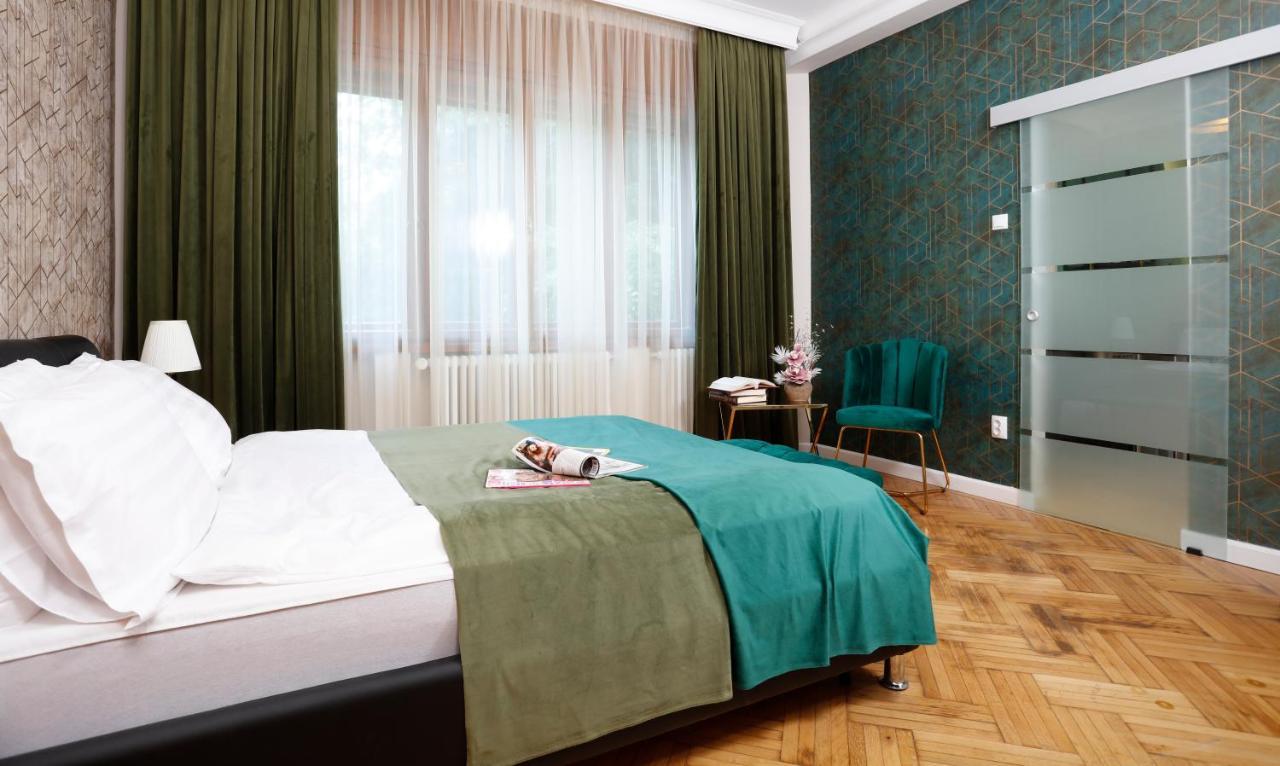 Apartamento Grand Phillip Cismigiu Park Downtown Bucarest Exterior foto