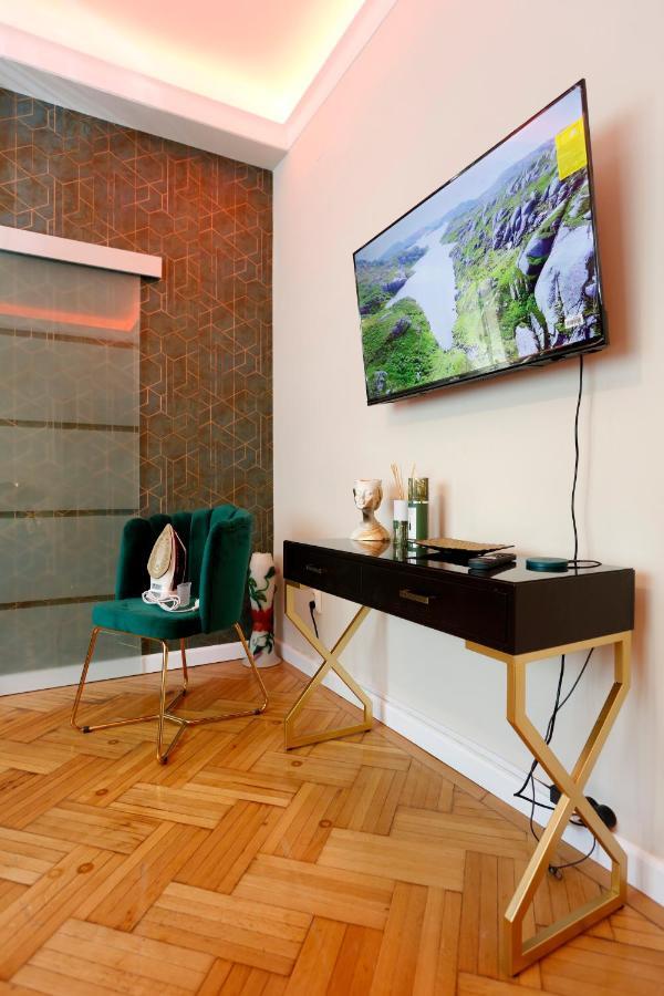 Apartamento Grand Phillip Cismigiu Park Downtown Bucarest Exterior foto
