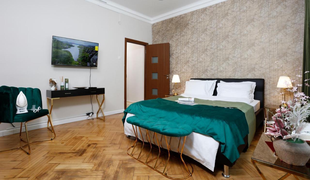 Apartamento Grand Phillip Cismigiu Park Downtown Bucarest Exterior foto